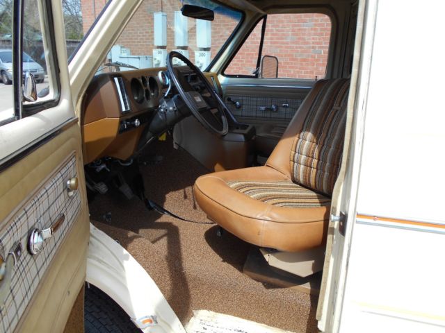1978 chevrolet g20 van - shorty - groovy survivor - scooby doo !
