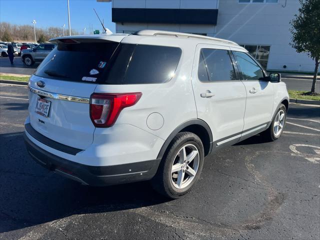 2019 ford explorer xlt