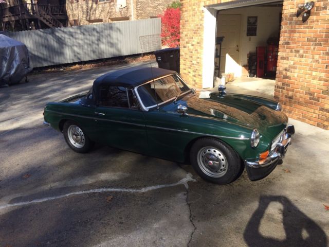 mgb roadster, most collectible year, 1967, overdrive, steel dash, disc wheels