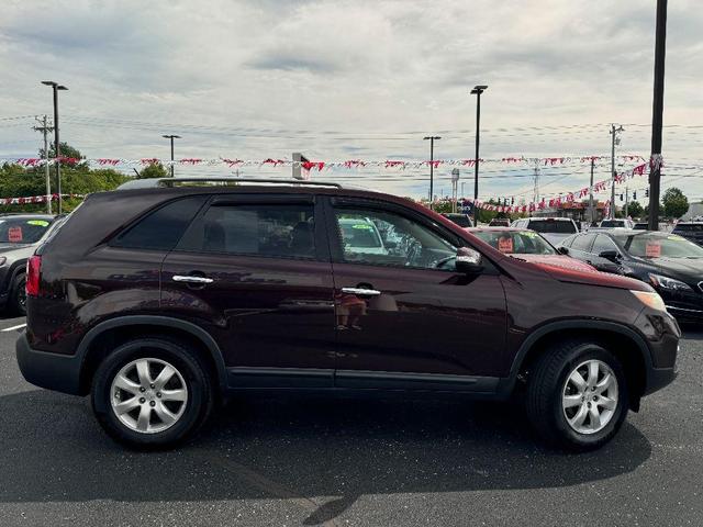 2011 kia sorento lx