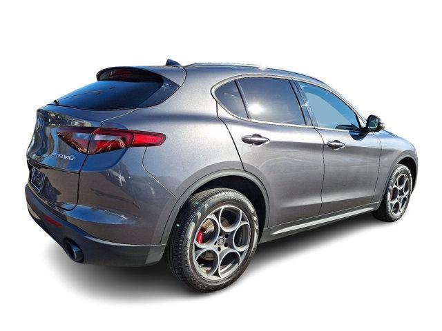 2023 alfa romeo stelvio sprint awd