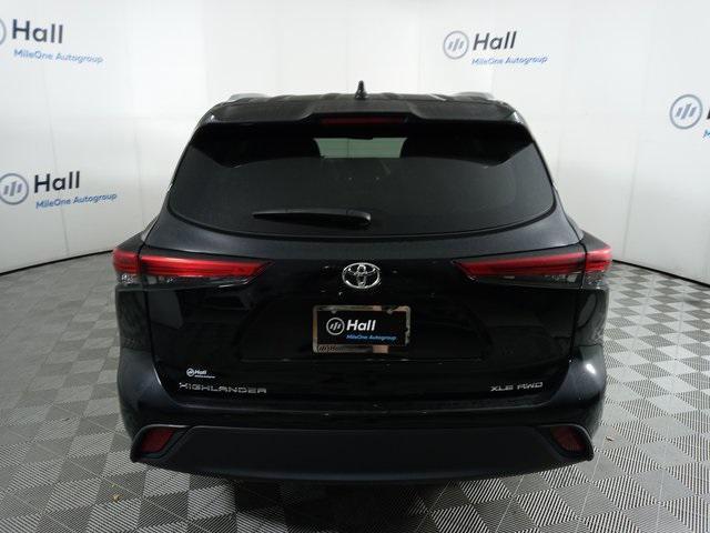 2023 toyota highlander xle