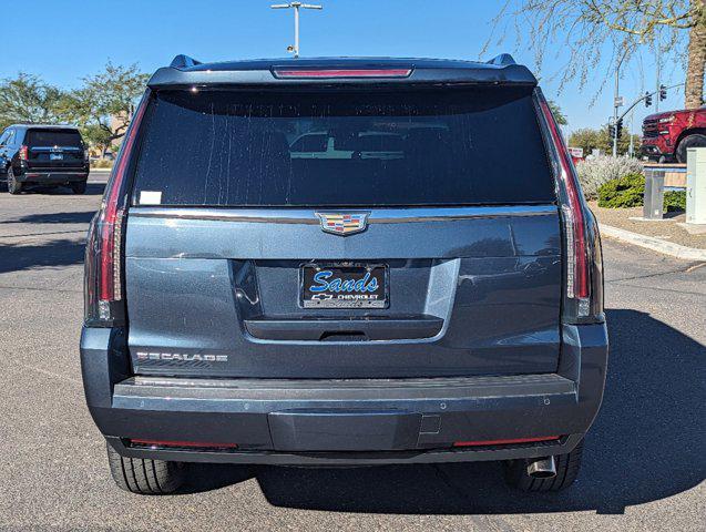 2019 cadillac escalade luxury