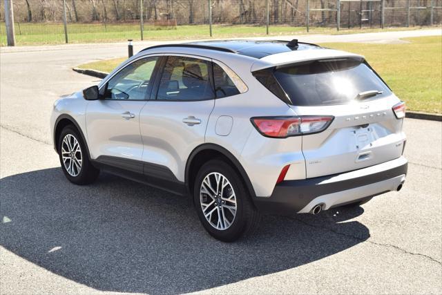 2020 ford escape sel