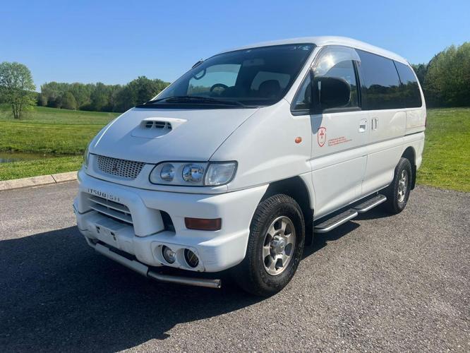 1997 mitsubishi delica in cleveland, tennessee