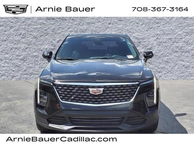 new 2024 cadillac xt4 awd luxury