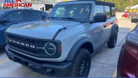 2023 Ford Bronco black diamond