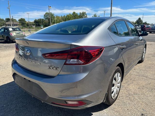 2019 hyundai elantra se