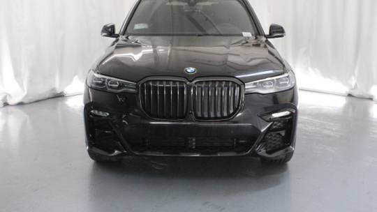 2022 BMW X7