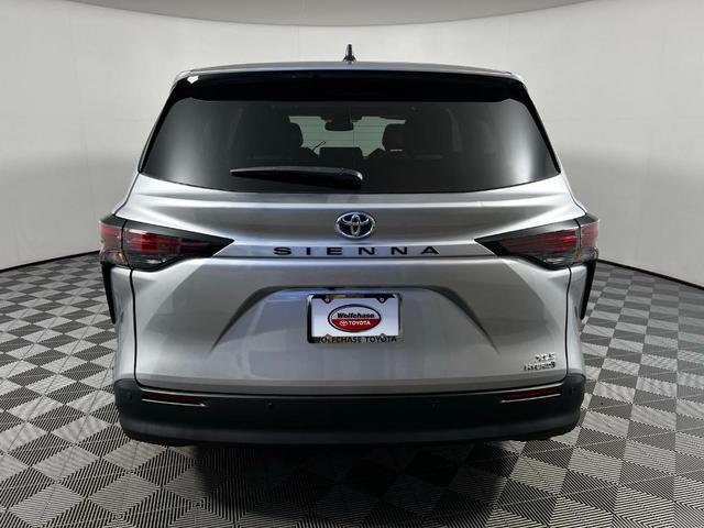 2023 toyota sienna xle