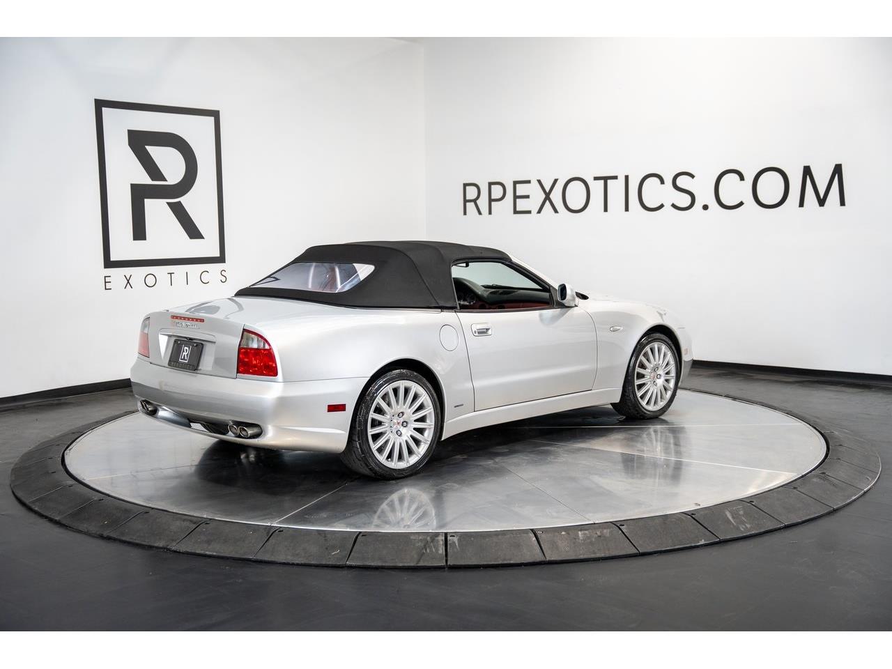 2002 maserati spyder