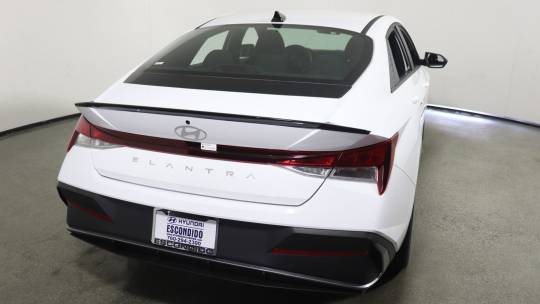 2025 Hyundai Elantra
