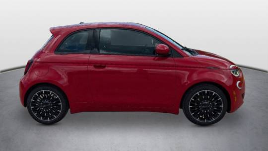 new 2024 fiat 500e inspi(red)
