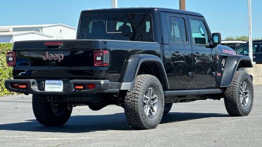2024 Jeep Gladiator