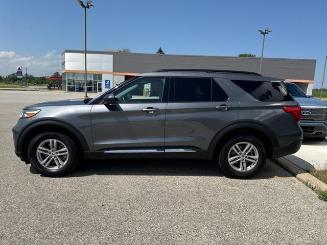 2022 ford explorer xlt
