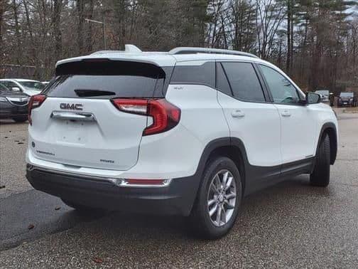 2023 gmc terrain slt in newington, new hampshire