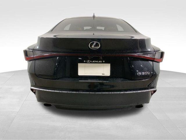 2021 lexus is 300 base