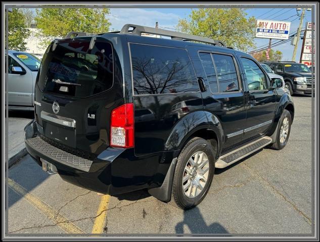 2012 nissan pathfinder le