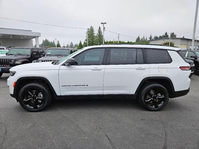 2022 jeep grand cherokee l laredo