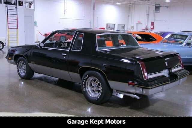 1987 oldsmobile cutlass 442 black coupe 350 rocket v8 46916 miles