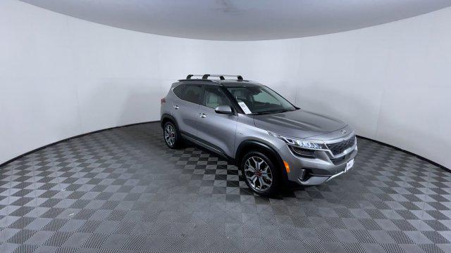 2021 kia seltos sx turbo