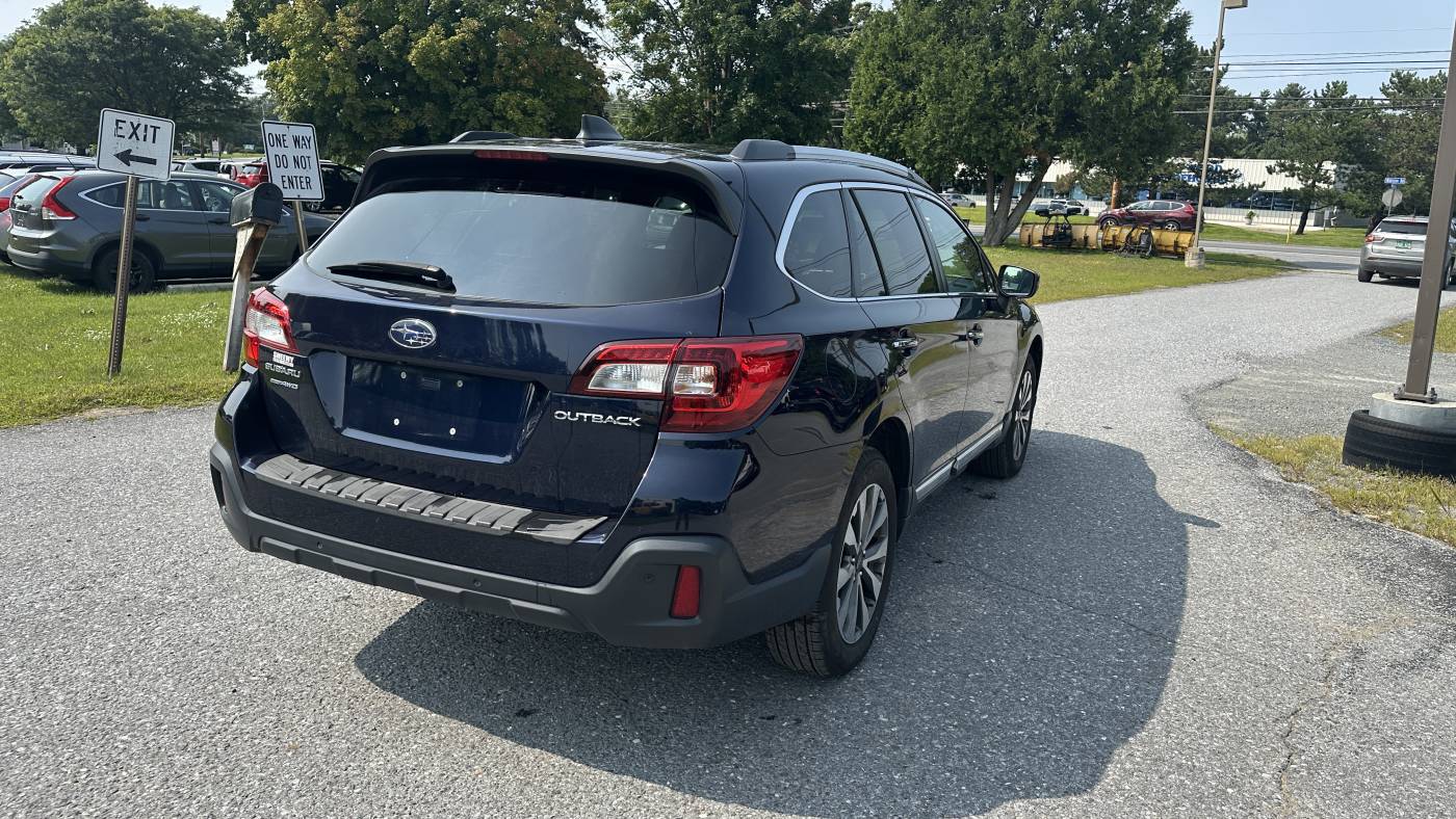 2018 subaru outback 2.5i touring