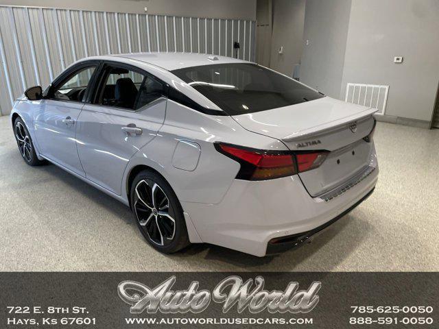 2023 nissan altima sr fwd
