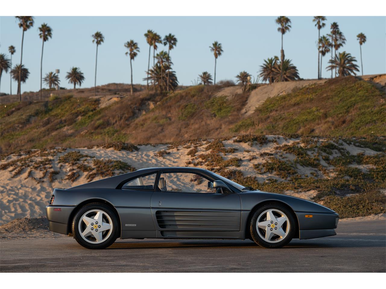 1990 ferrari 348tb