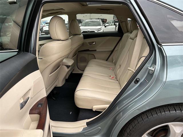 2009 toyota venza base