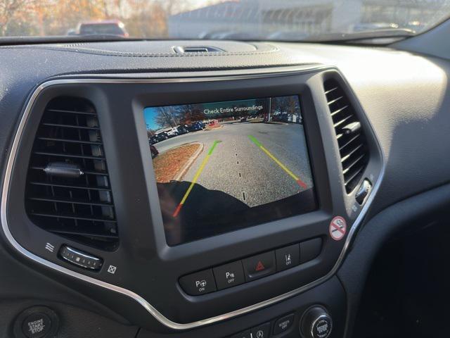 2023 jeep cherokee altitude