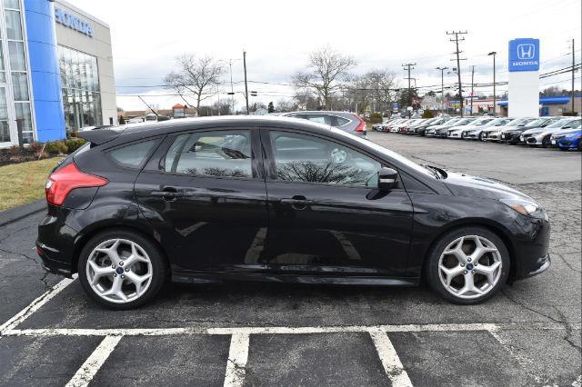 2014 ford focus st st 4dr hatchback for sale in middletown, rhode island