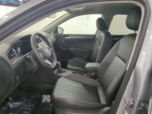 2023 volkswagen tiguan 2.0t se