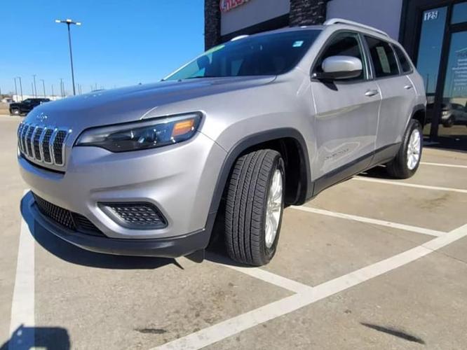 2020 jeep cherokee latitude sport utility 4d in evansville, indiana