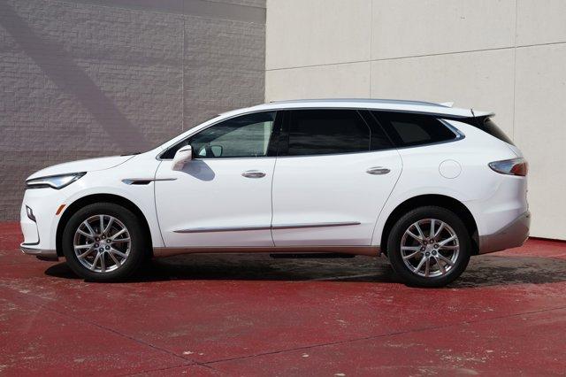 2022 buick enclave premium