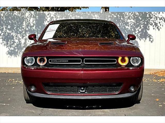 2018 dodge challenger sxt