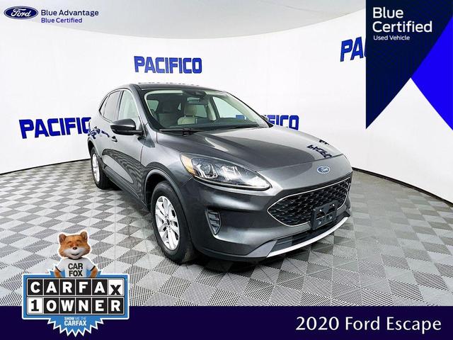 2020 ford escape se