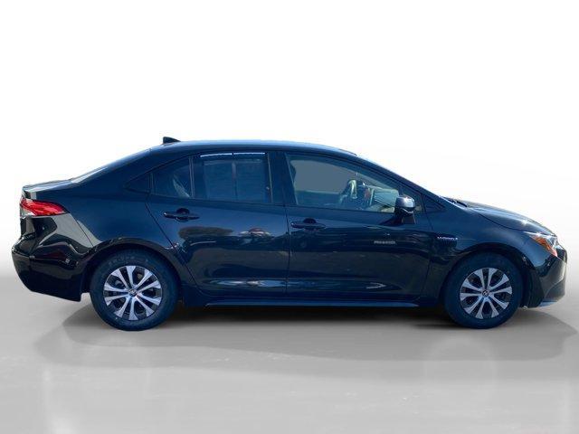 2021 toyota corolla hybrid le