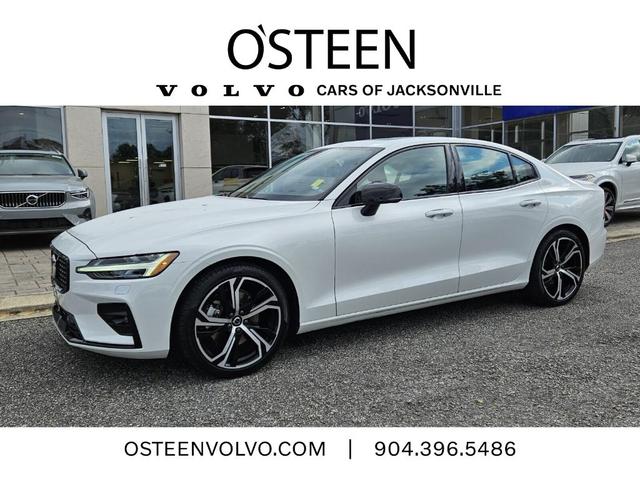 2024 volvo s60 b5 core dark theme