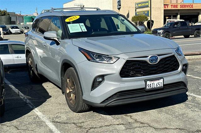 2022 toyota highlander hybrid xle