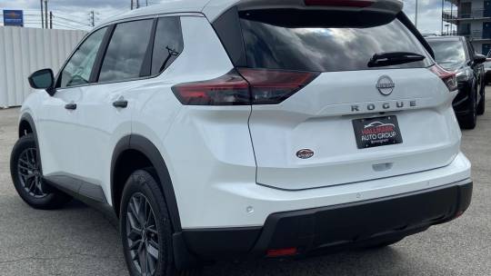 new 2025 nissan rogue s fwd