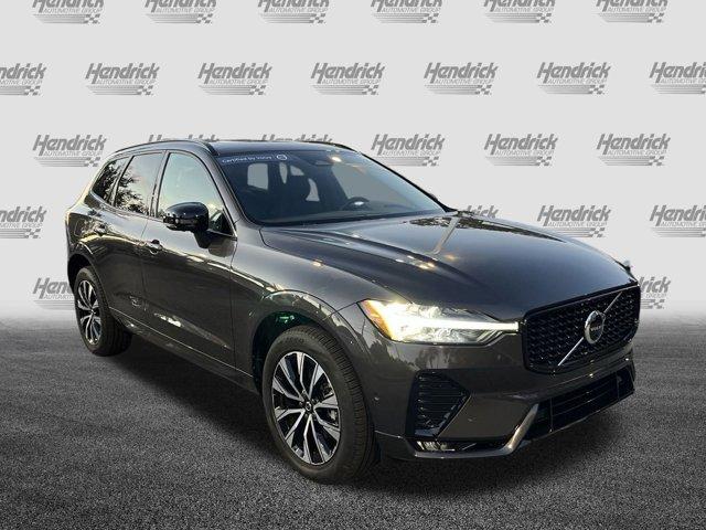 2024 volvo xc60 b5 plus dark theme