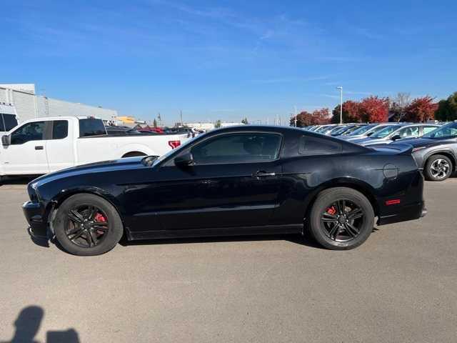 2014 ford mustang v6