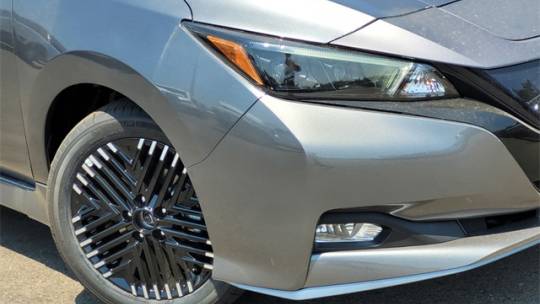 2025 Nissan Leaf
