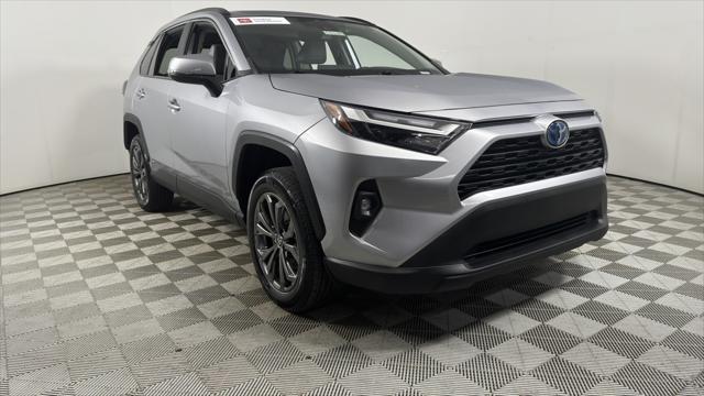 2022 toyota rav4 hybrid xle premium