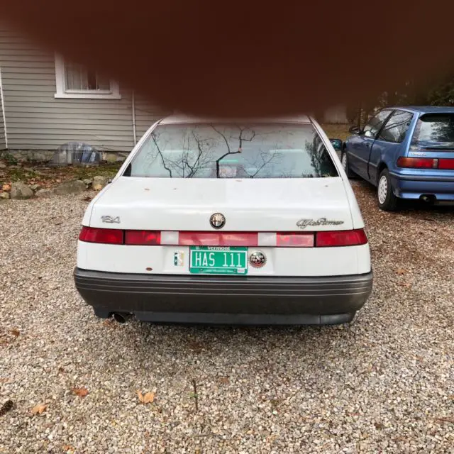 1991 alfa romeo's 164 sedan