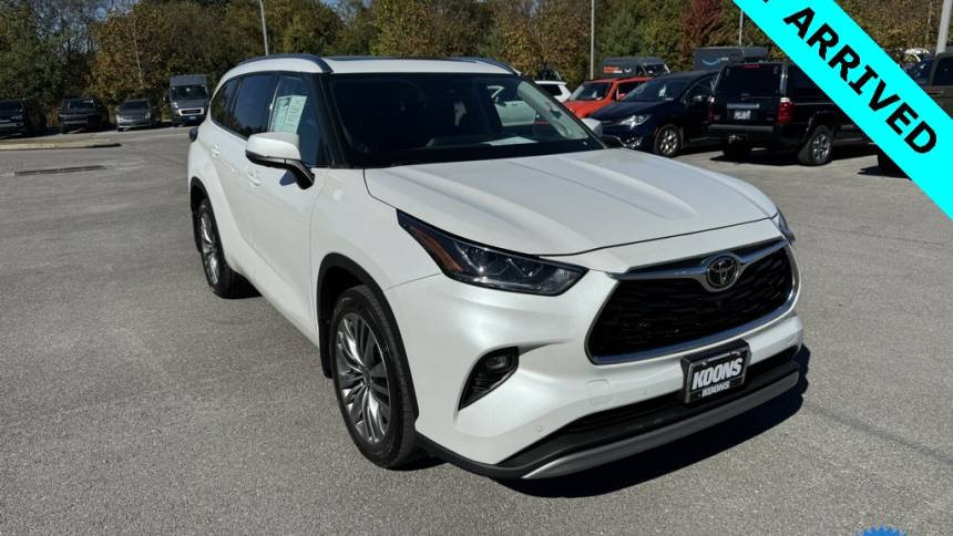 2022 toyota highlander platinum
