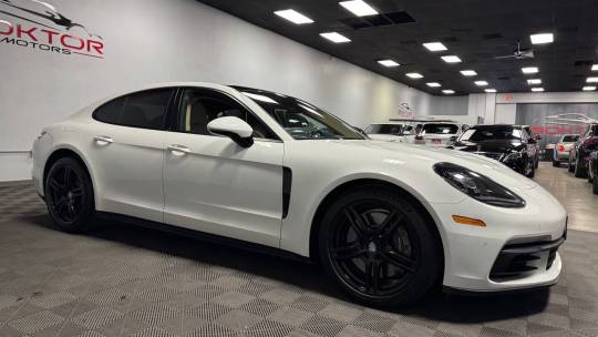 2020 Porsche Panamera