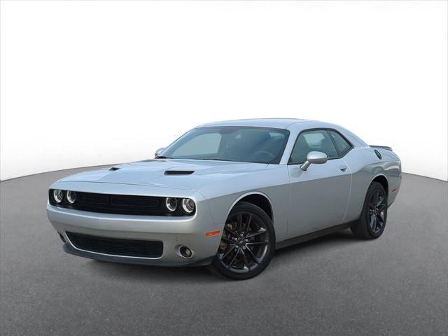 2021 dodge challenger sxt