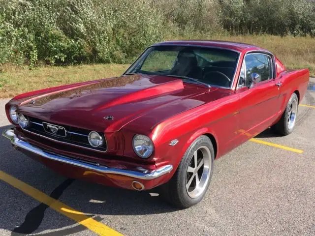 1966 ford mustang 2+2 fastback 289 4 speed. dark red metallic w/black interior