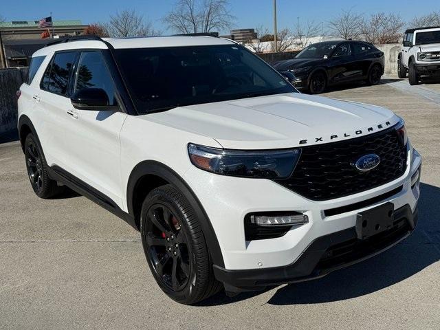2023 ford explorer st
